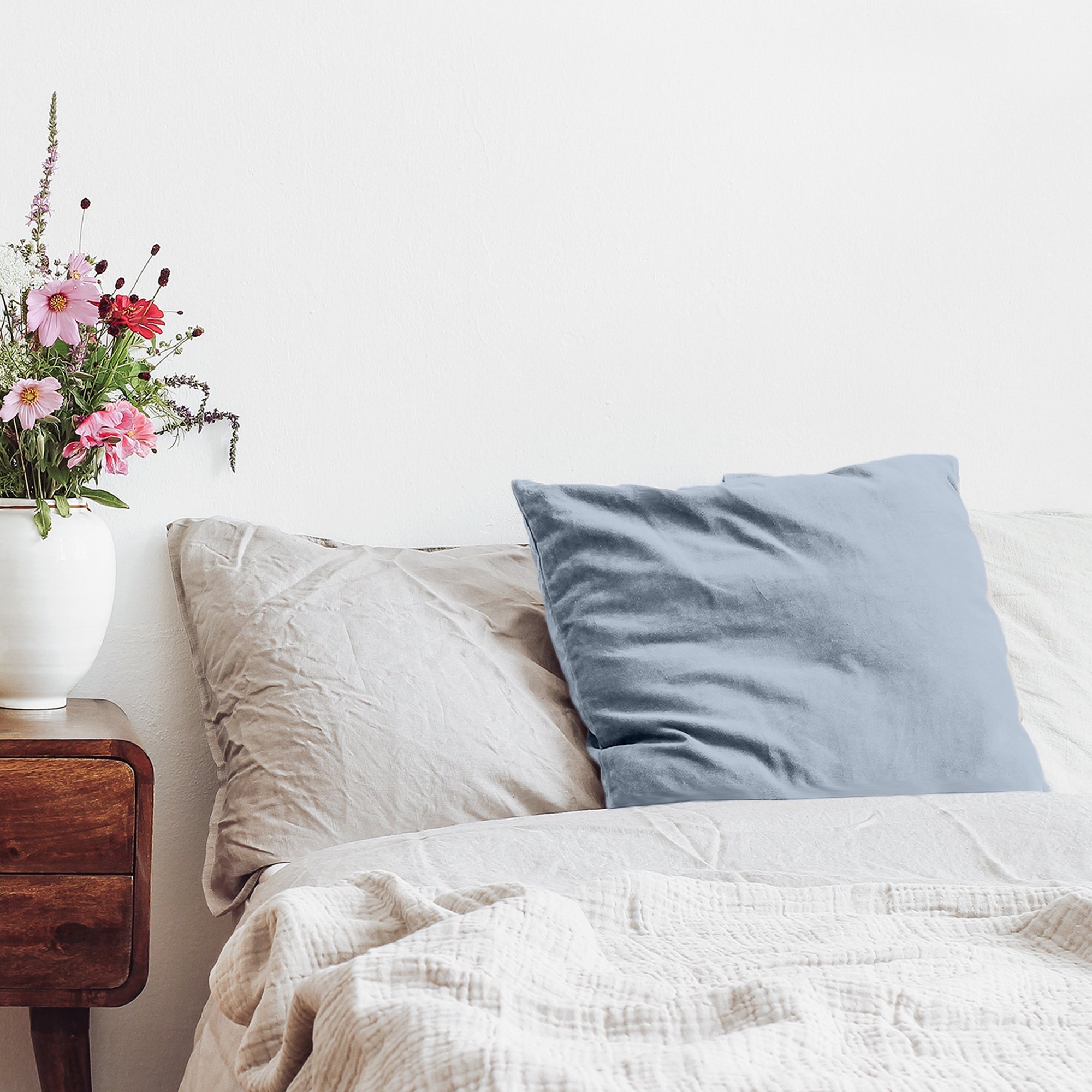 Almohada de salud azul acero