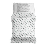 Juego de ropa de cama con mantas terapéuticas y ramas de muérdago