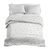 Set de ropa de cama con manta terapéutica blanca con estrellas doradas