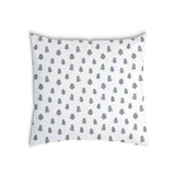 Almohada de salud blanca con arbolitos