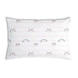 Almohada de salud blanca con pequeños gatos