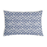 Almohada de salud con patrón de ondas azules