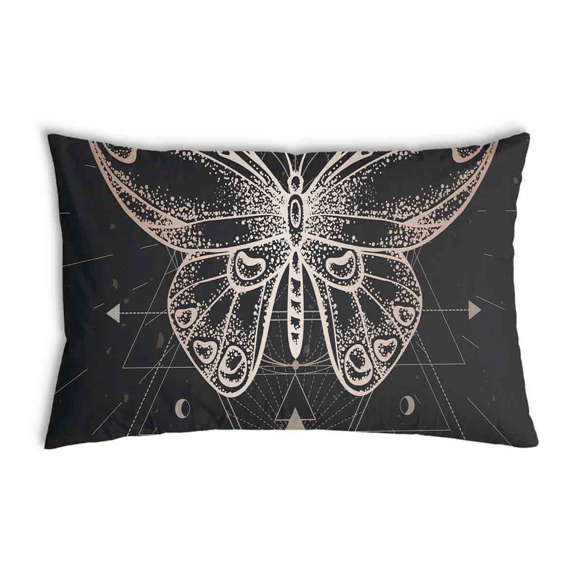 Almohada de salud negra con mariposa