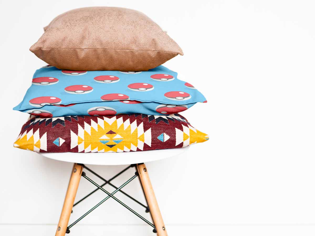 Almohada de salud azul claro con Pokemon