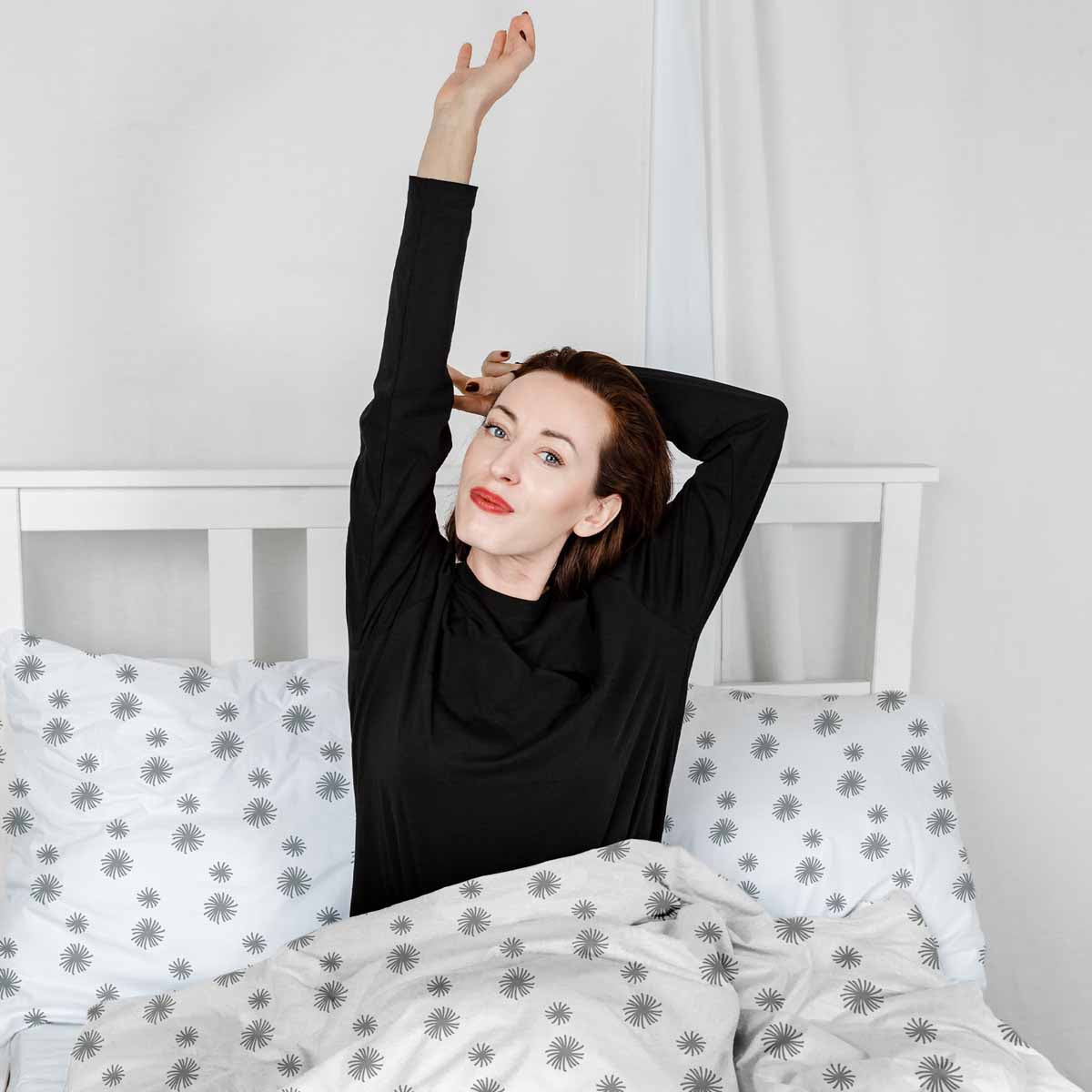 Juego de ropa de cama con manta terapéutica blanca con borlas grises