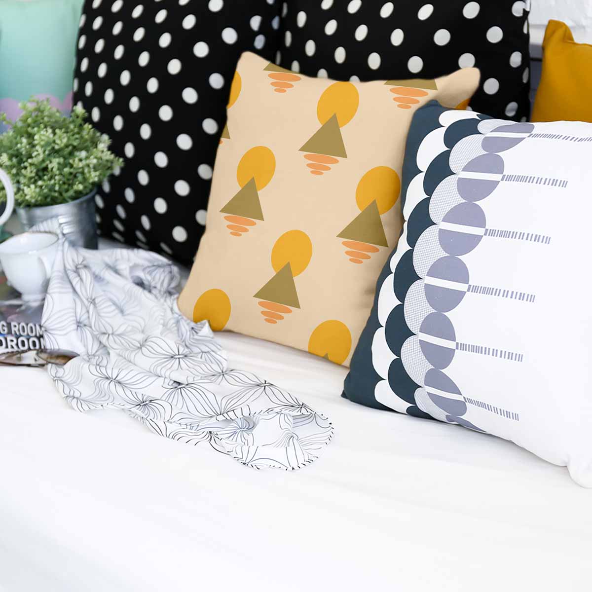 Almohada de salud con formas amarillas