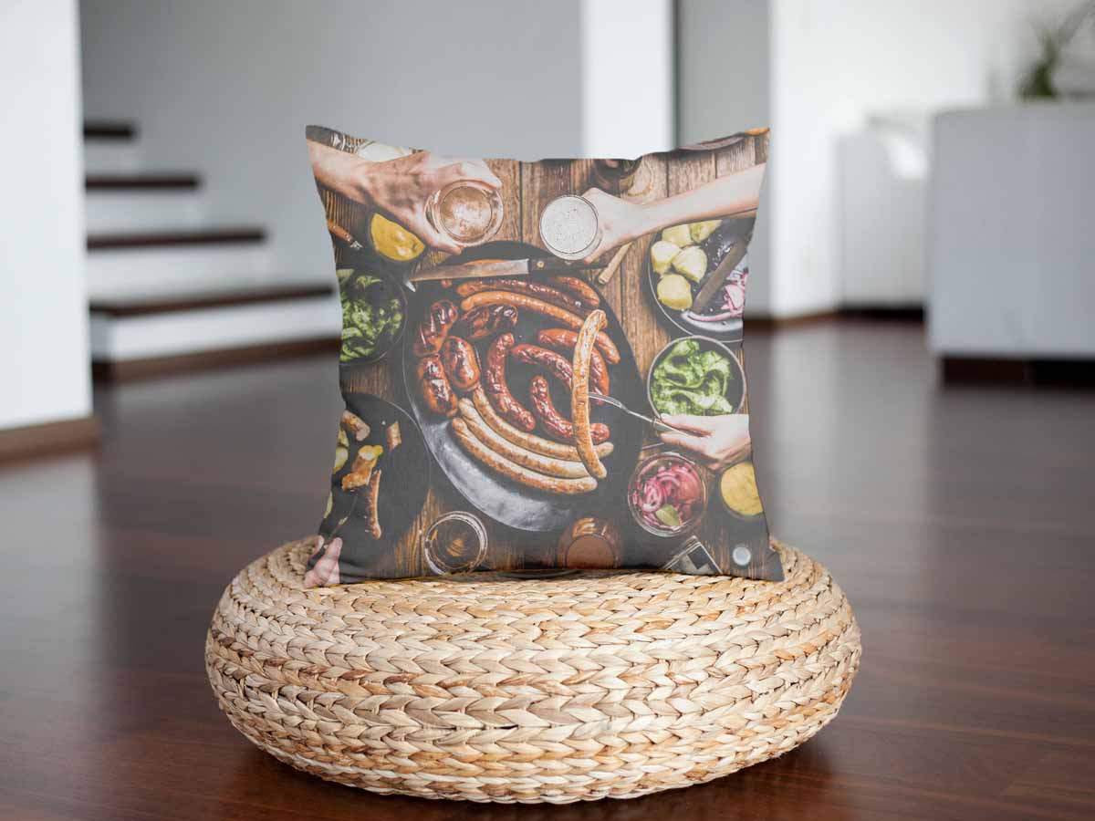 Almohada de salud con plato de salchichas