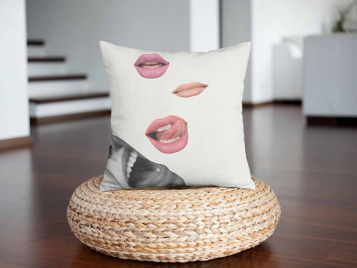 Almohada de salud blanca con labios