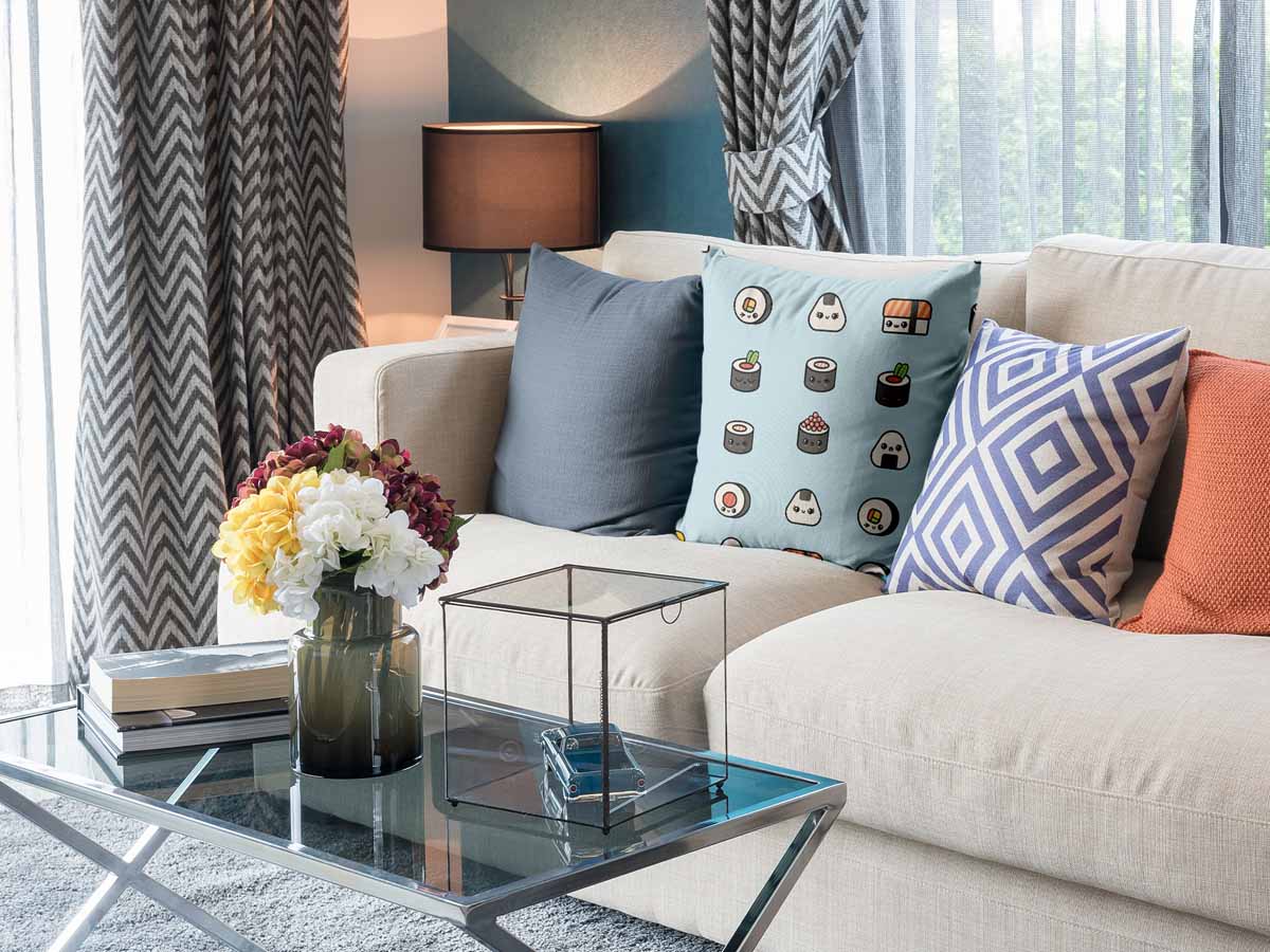 Almohada de salud azul claro con sushi