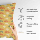 Almohada de salud naranja con tractores