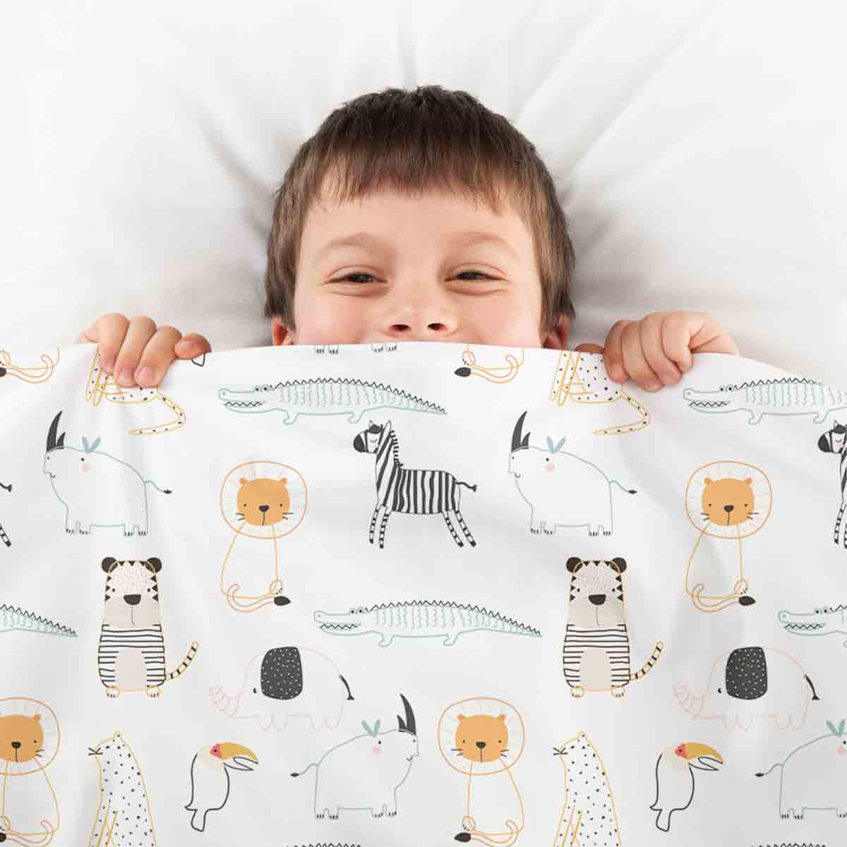 Set de ropa de cama con mantas terapéuticas blancas con animales del zoológico