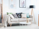 Almohada de salud gris con lobo