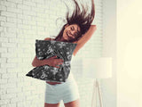 Almohada de salud negra libélula espeluznante