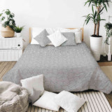 Set de ropa de cama con manta terapéutica gris corazones geométricos