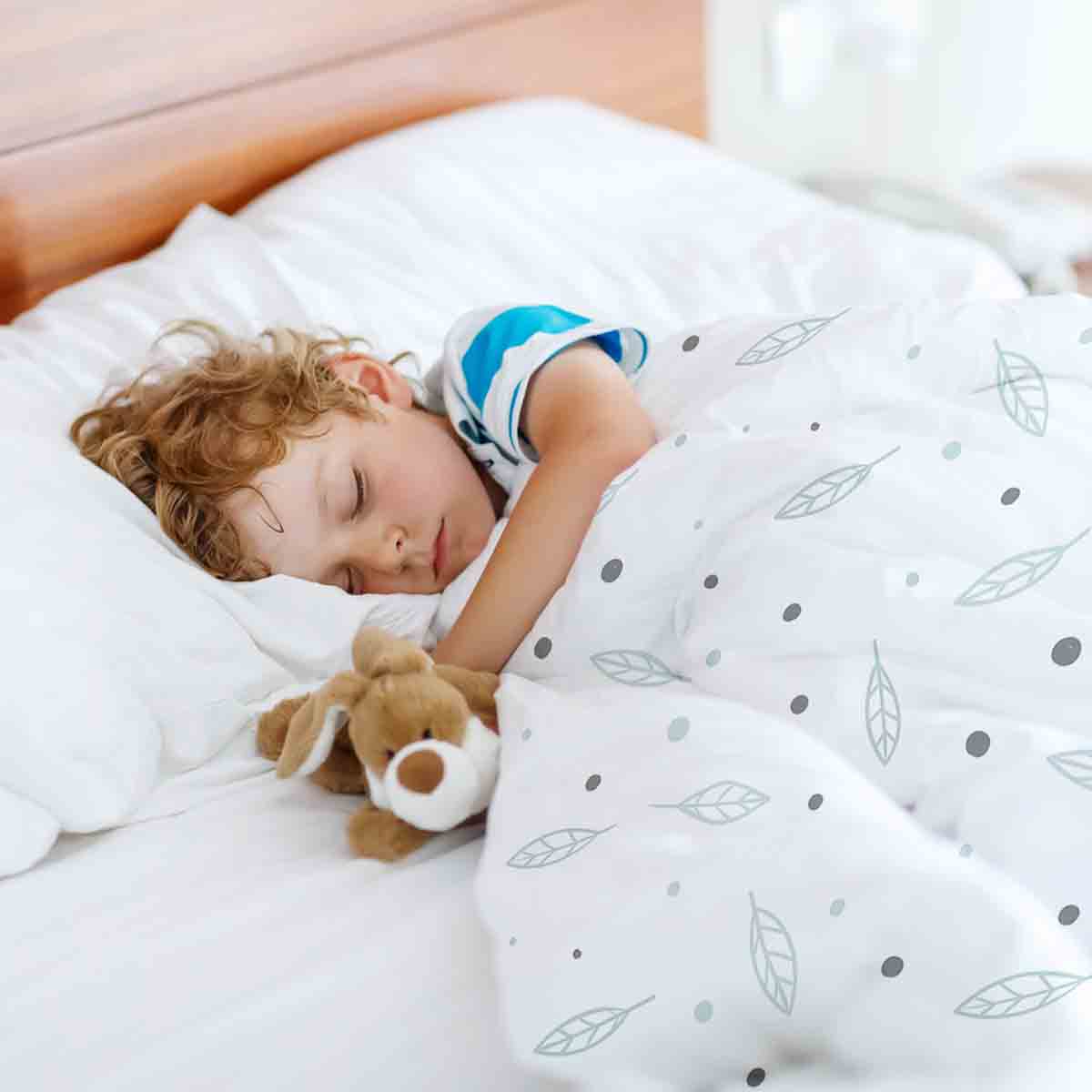 Juego de ropa de cama con manta terapéutica blanca con plumas y puntos