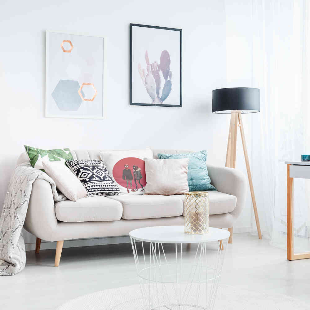 Almohada de salud blanca con Spiderman