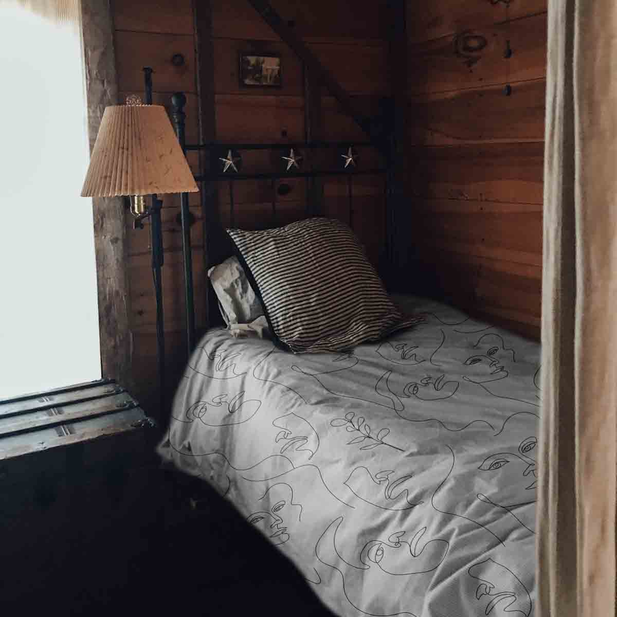 Juego de ropa de cama Theapiedecken con rostro de mujer Boho