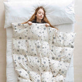 Set de ropa de cama con manta terapéutica hojas voladoras