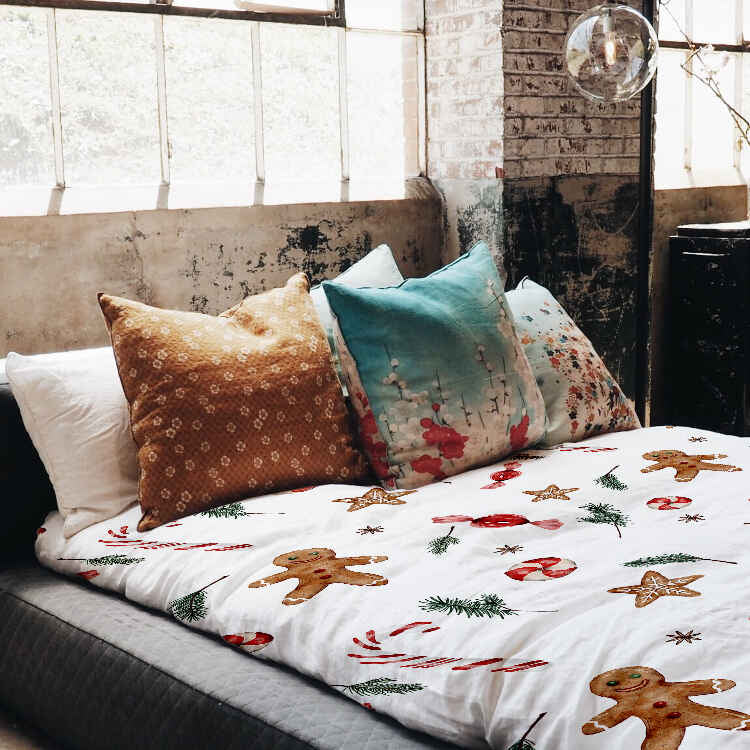 Set de ropa de cama con manta terapéutica blanca para la época navideña