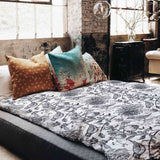 Set de ropa de cama y manta terapéutica gris primavera