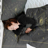 Juego de ropa de cama con manta terapéutica negro sol y cosmos
