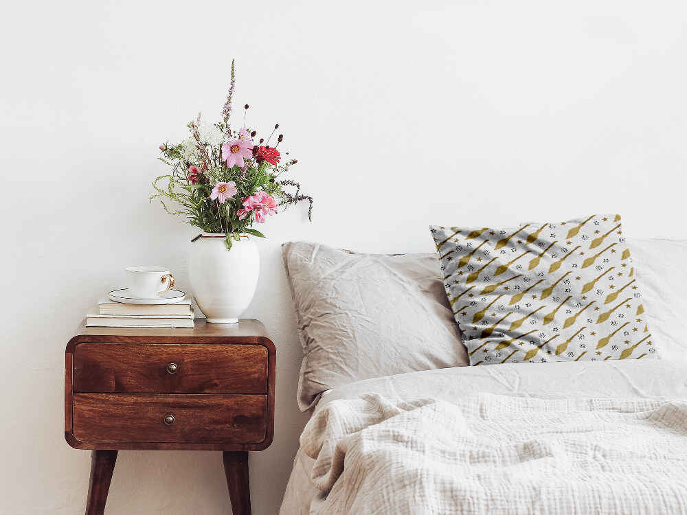 Almohada de salud blanca con la escoba de Harry
