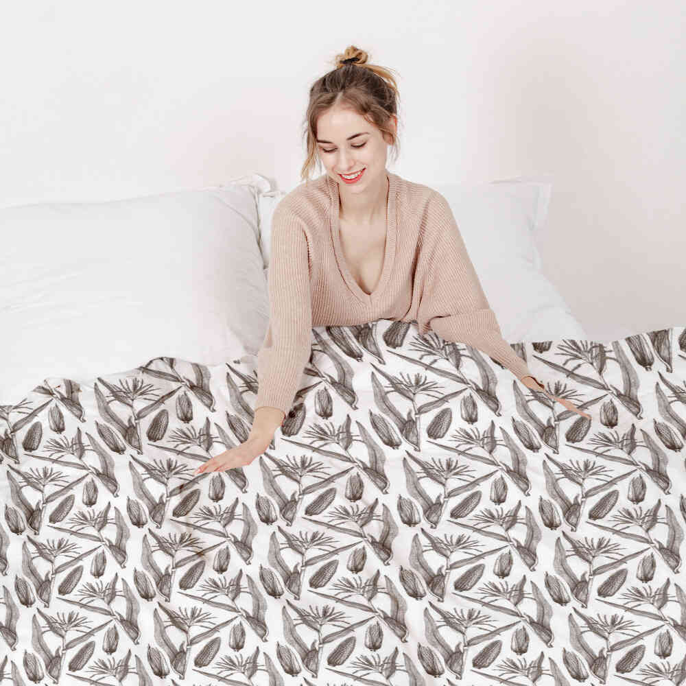 Juego de ropa de cama con manta terapéutica blanca con maíz