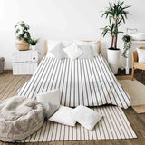 Juego de ropa de cama con manta terapéutica blanca con rayas negras