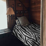 Set de ropa de cama con manta terapéutica estampado de cebra