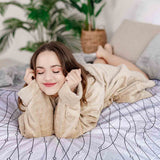 Set de ropa de cama con manta terapéutica blanca con estrellas y órbita
