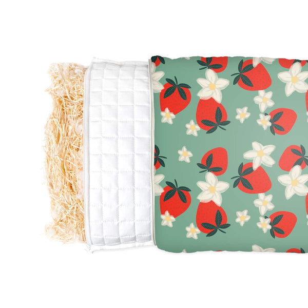 Almohada de salud con diseño de fresas para niños