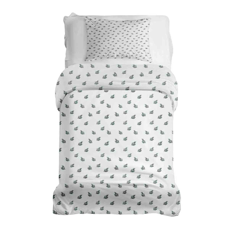 Juego de ropa de cama con mantas terapéuticas y ramas de muérdago