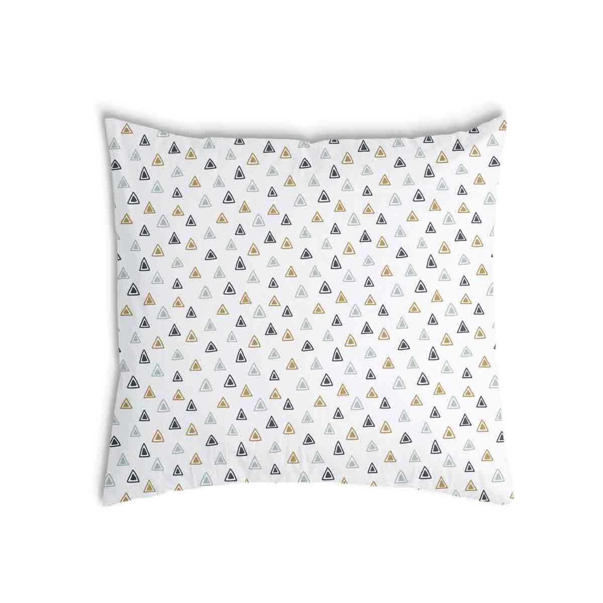 Almohada de salud con pequeños triángulos