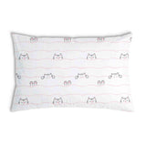 Almohada de salud blanca con pequeños gatos