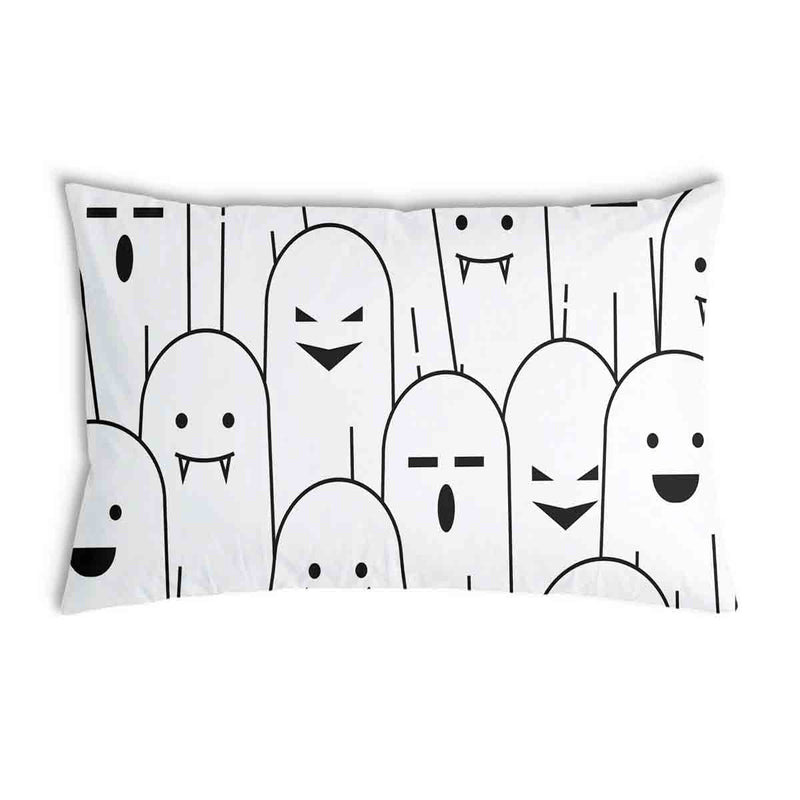 Almohada de salud blanca con fantasmas divertidos