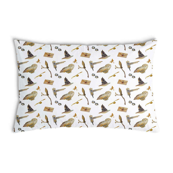 Almohada de salud blanca con búhos