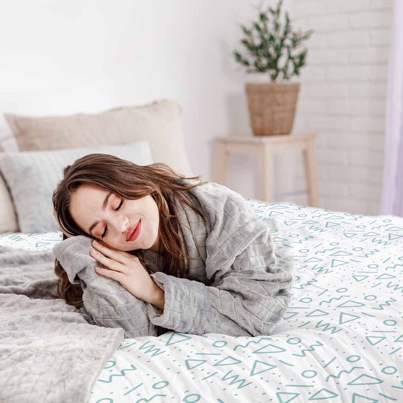 Manta terapéutica original - Funda de algodón blanca con formas azules