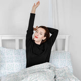 Juego de ropa de cama con manta terapéutica blanca con formas azules