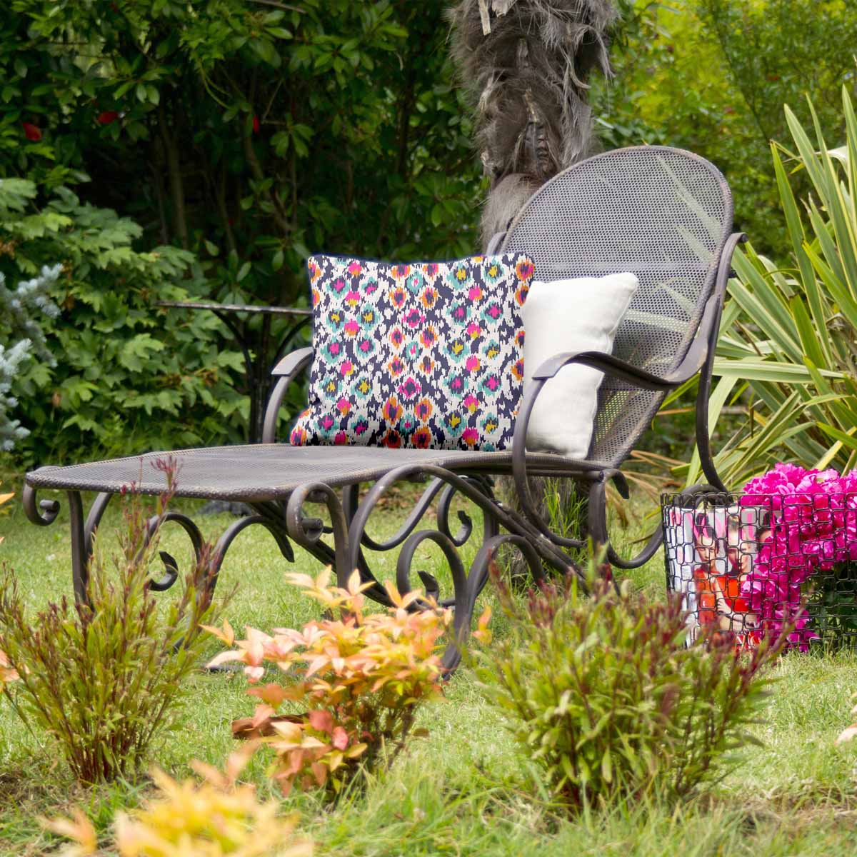 Almohada de salud colorida con estampado de leopardo