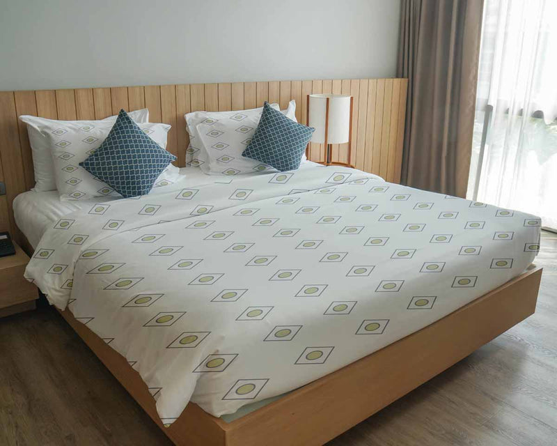 Juego de ropa de cama con manta terapéutica blanca con círculos verdes