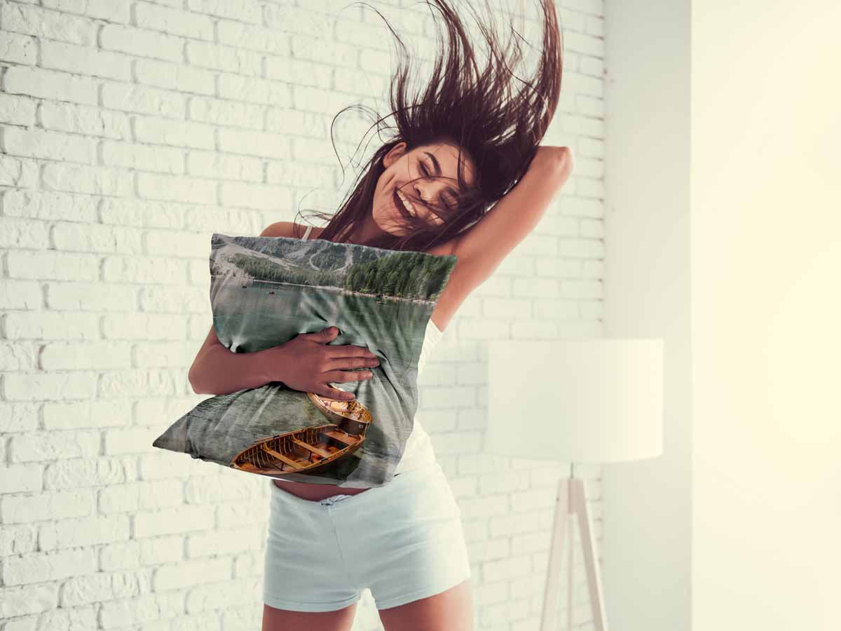 Almohada de salud lago con botes