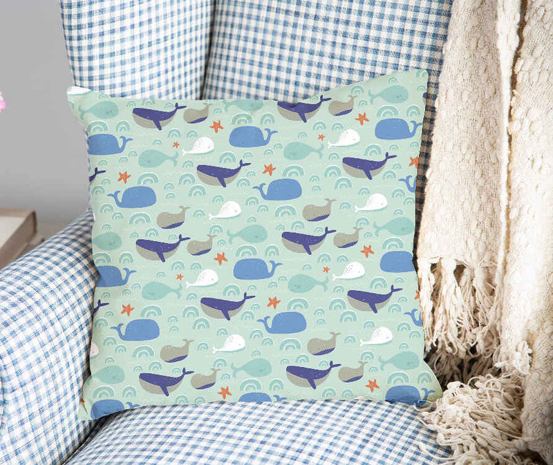 Almohada de salud verde con ballenas