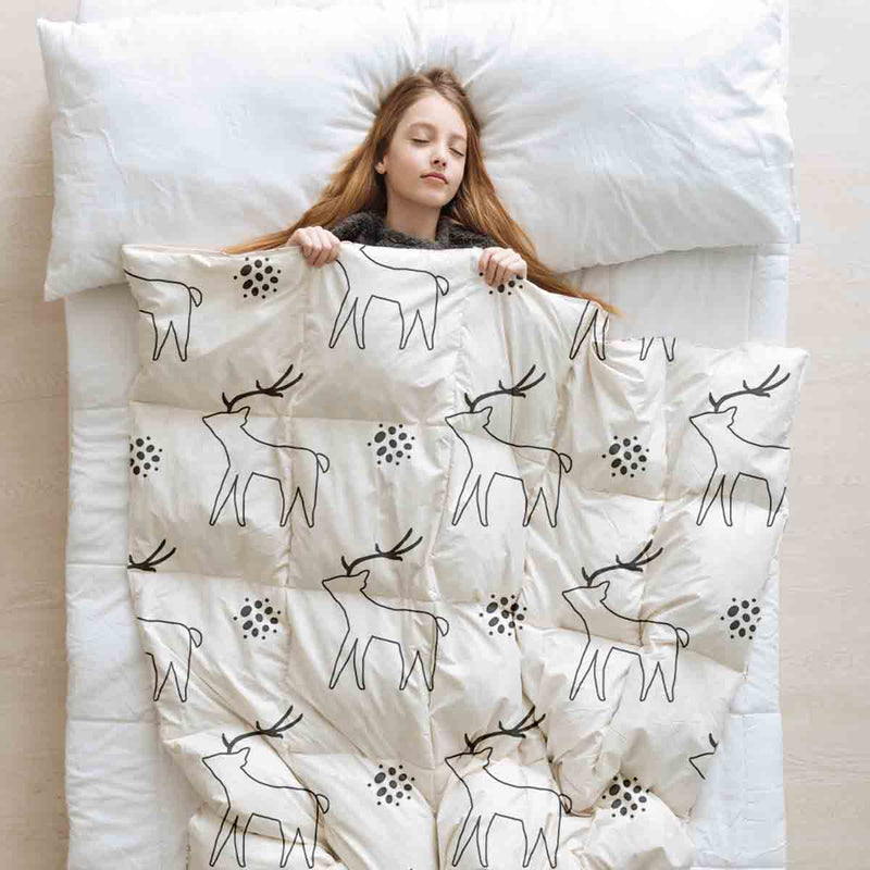 Juego de ropa de cama con manta terapéutica blanca con ciervo