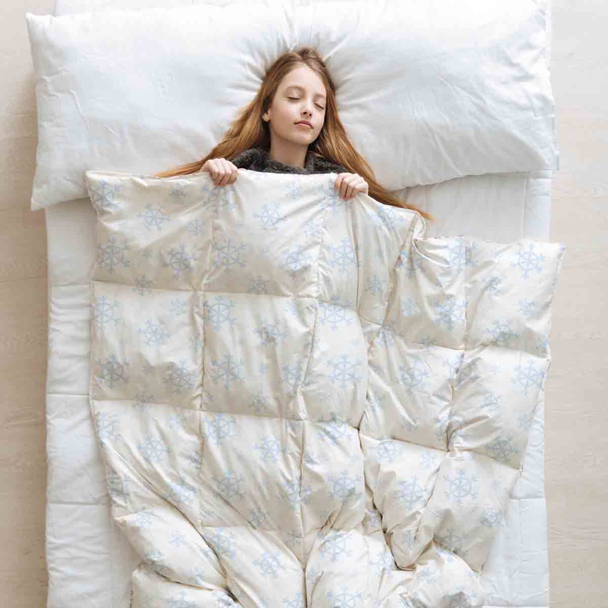 Juego de ropa de cama con manta terapéutica Copos de nieve