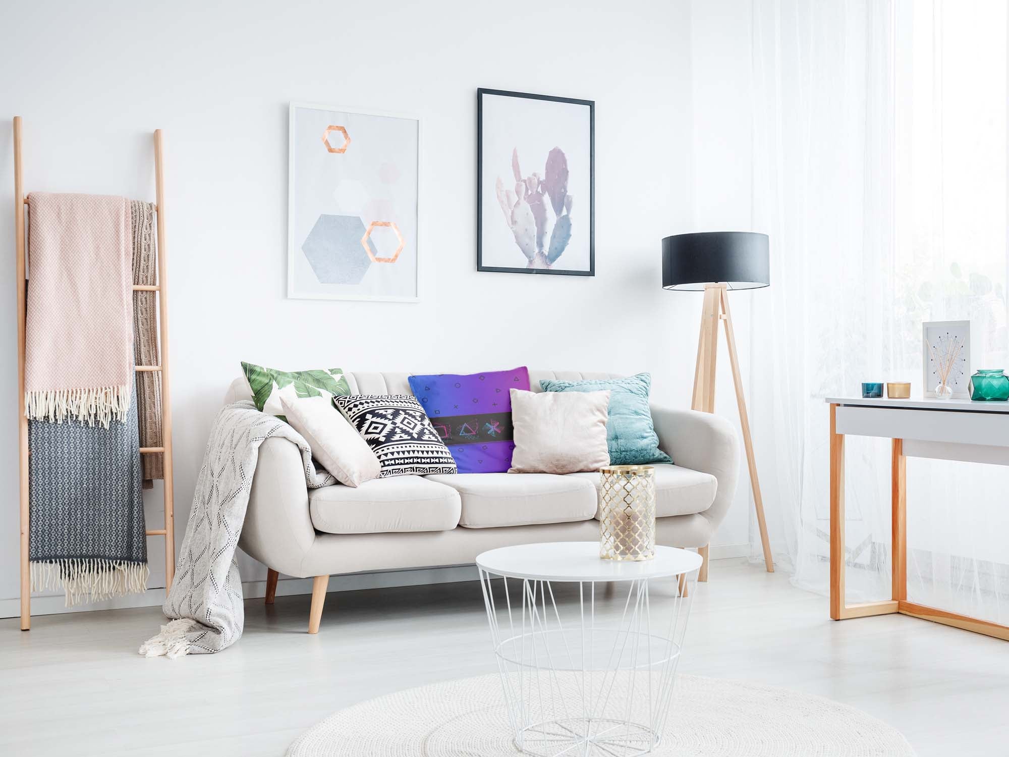 Almohada de salud morada con formas