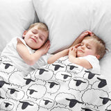 Juego de ropa de cama con mantas terapéuticas blancas con ovejas