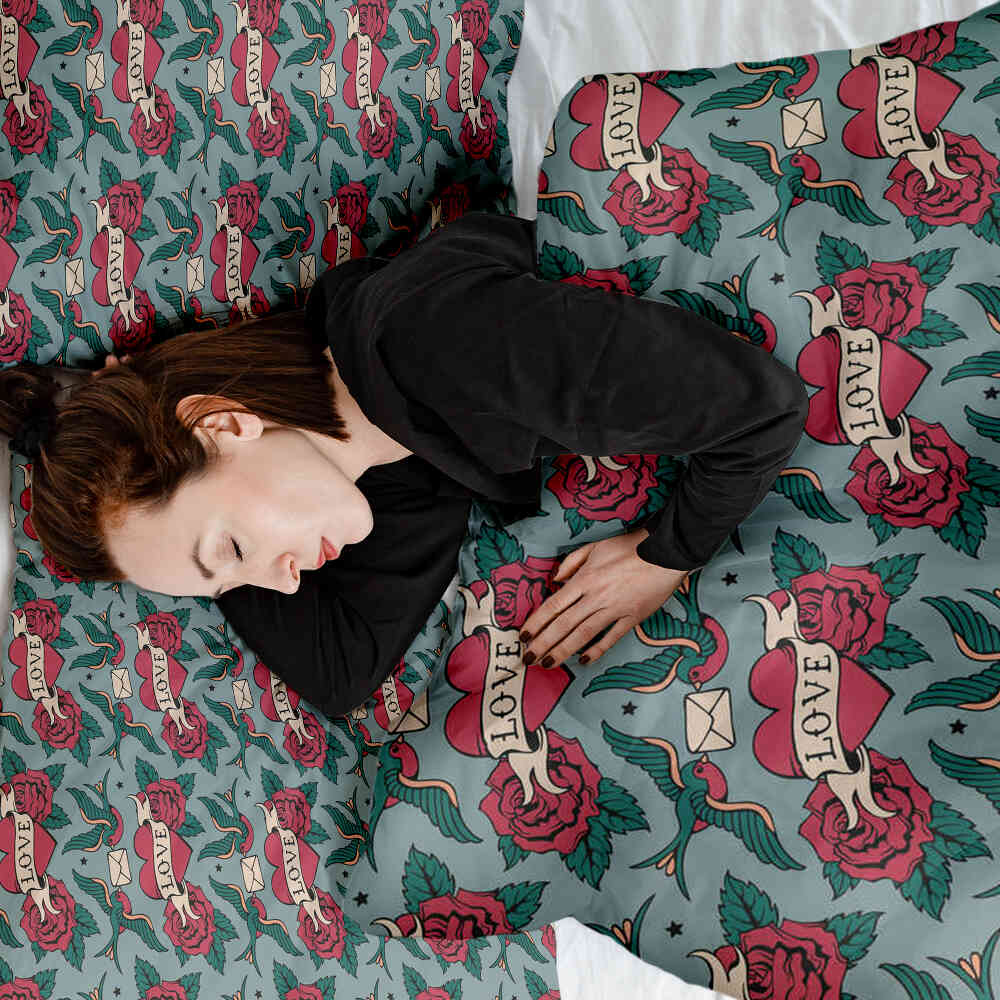 Set de ropa de cama con manta terapéutica Love Tattoo