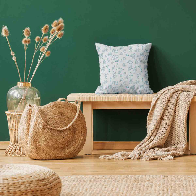 Almohada de salud blanca con juguetes