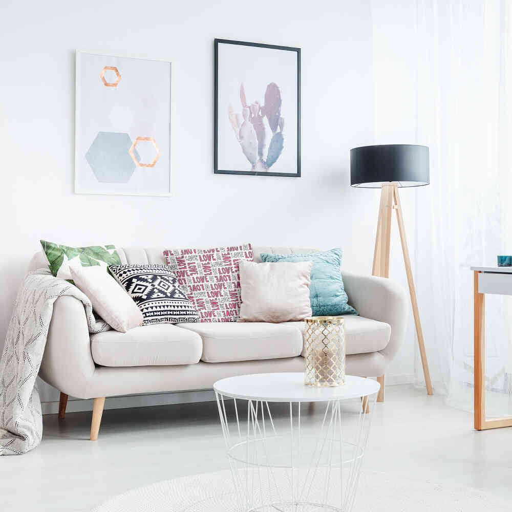 Almohada de salud blanca L.O.V.E