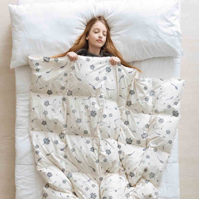 Set de ropa de cama con manta terapéutica hojas voladoras